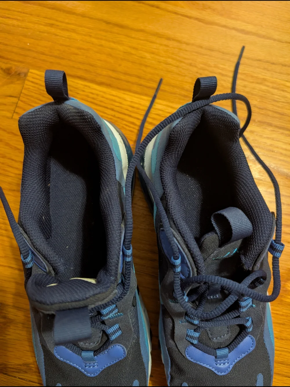 Nike Blue Air 270 React